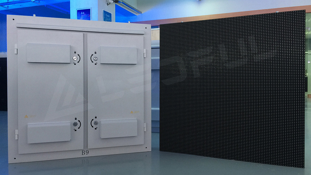 Iron cabinet